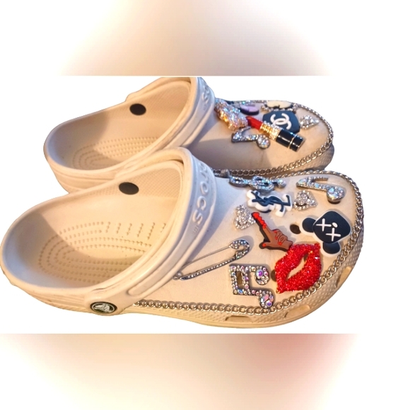 Custom Crocs - Picture 4 of 4